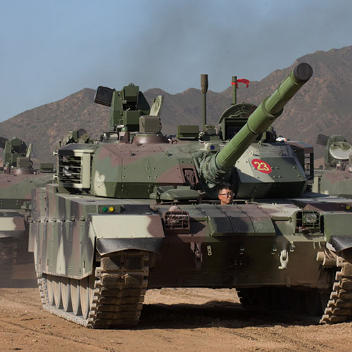 八發(fā)八中！兵器工業(yè)集團(tuán)多款“裝甲與反裝甲”武器首次公開實(shí)彈射擊